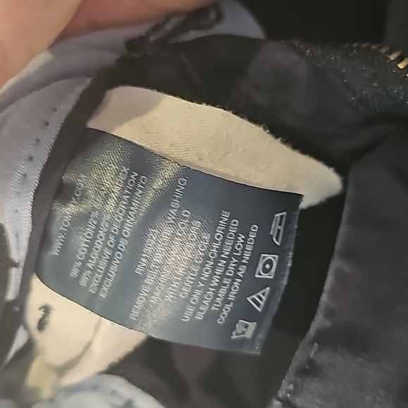 💜Navy Shorts #402 - Picture 3 of 3